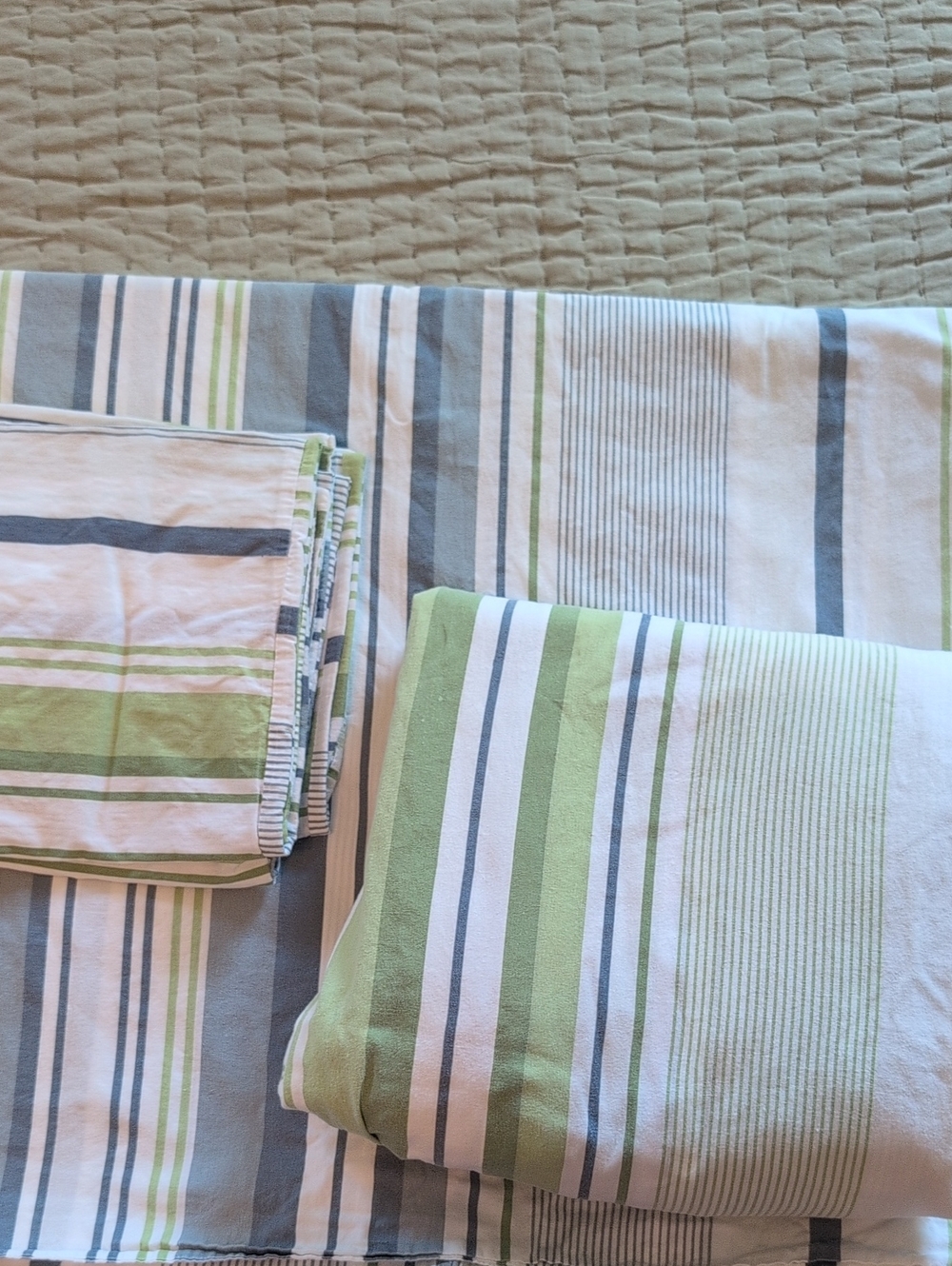 Source Unknown Light Green, Gray and White Striped Bedding Set
